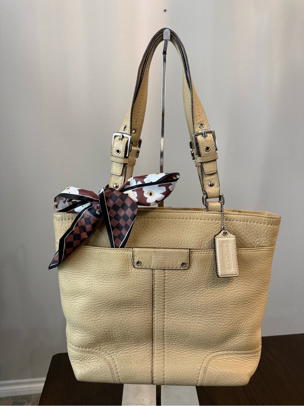 Coach Hamilton F13089 Pebbled Leather Tote Bag Beige Cream Zip Shoulder Tote